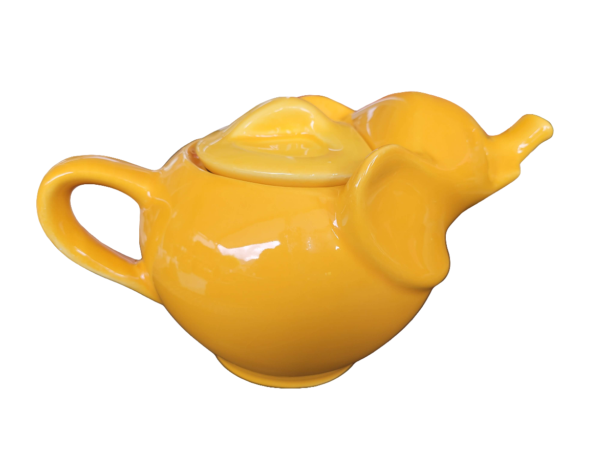 Théière vintage Eléphant en porcelaine - ref 149