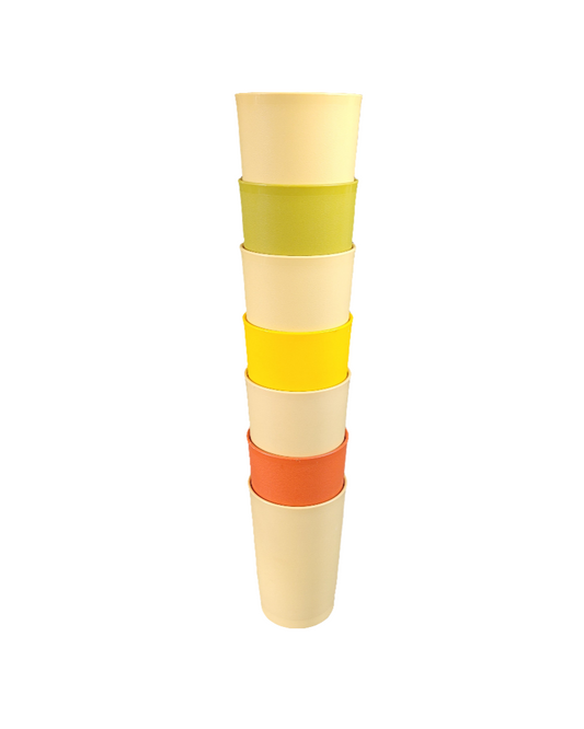 Lot de 7 gobelets en plastique Tupperware - Ref 582