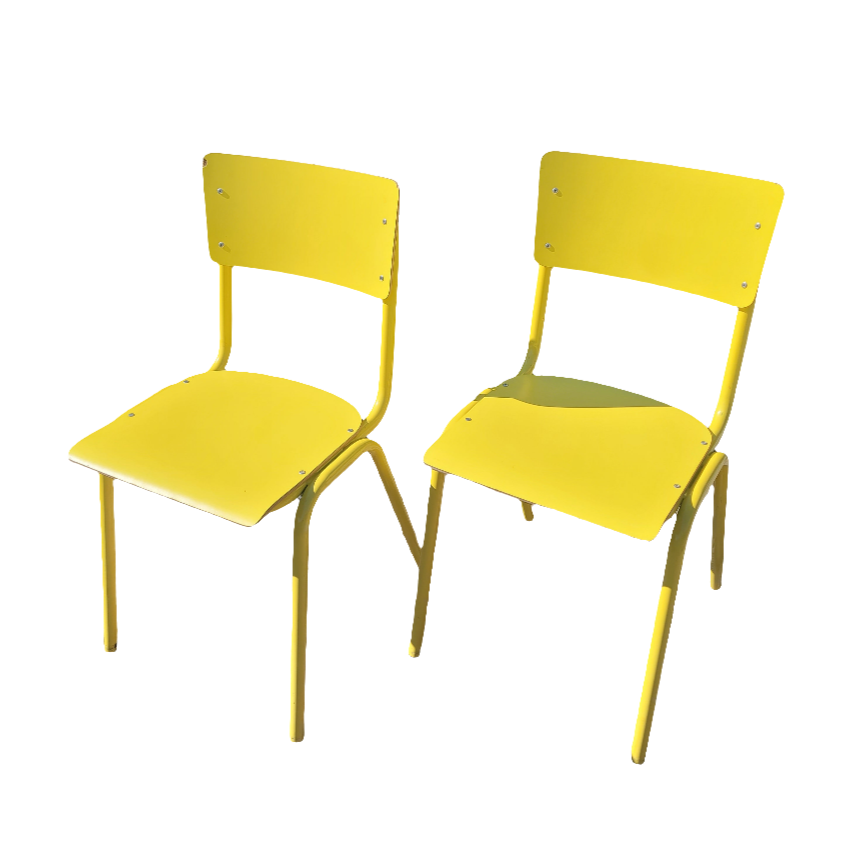 Paire de chaises jaunes en contre-plaqué- Ref 600