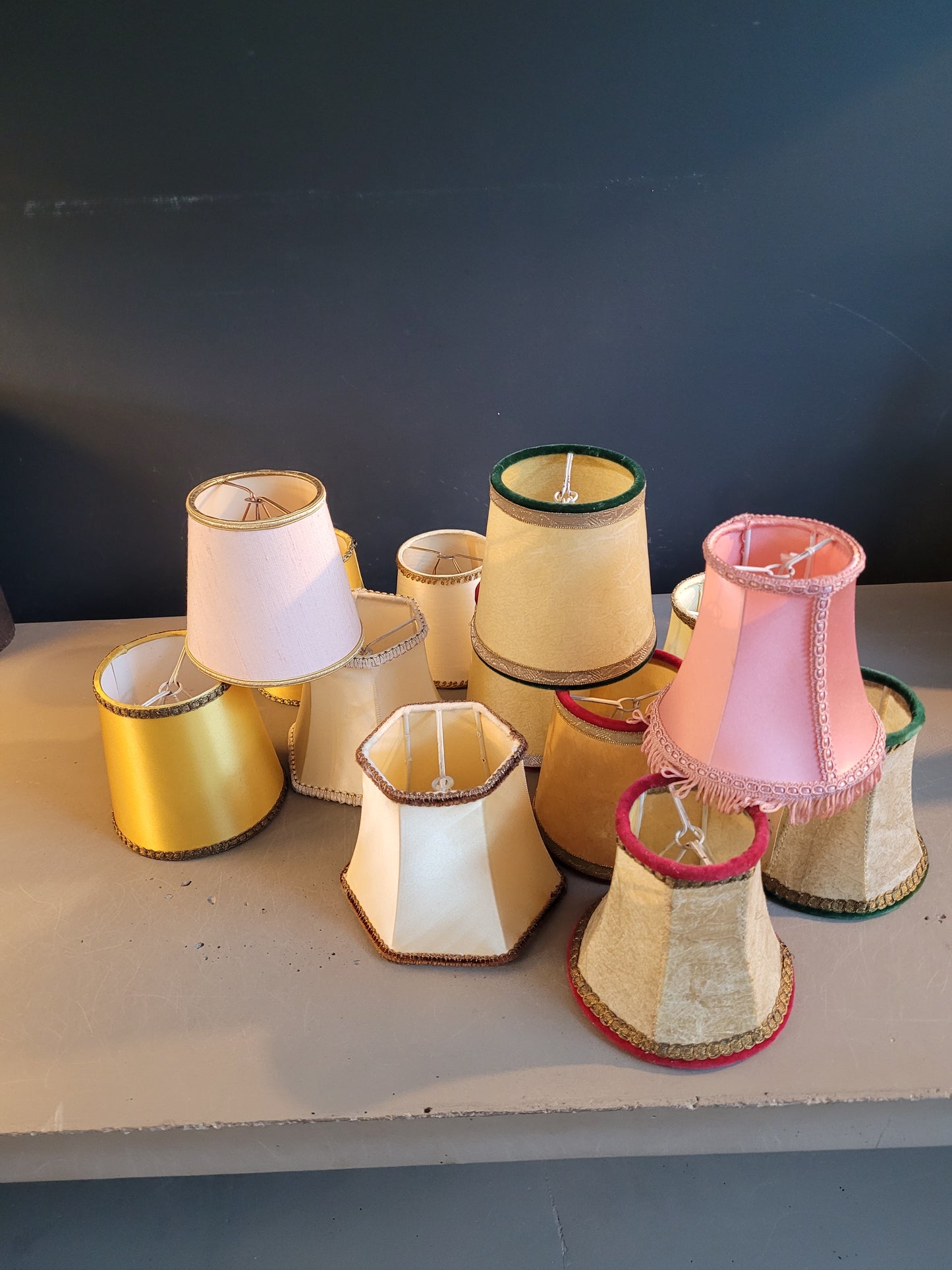 Lot de 13 abat-jour à pince anciens - Ref 670