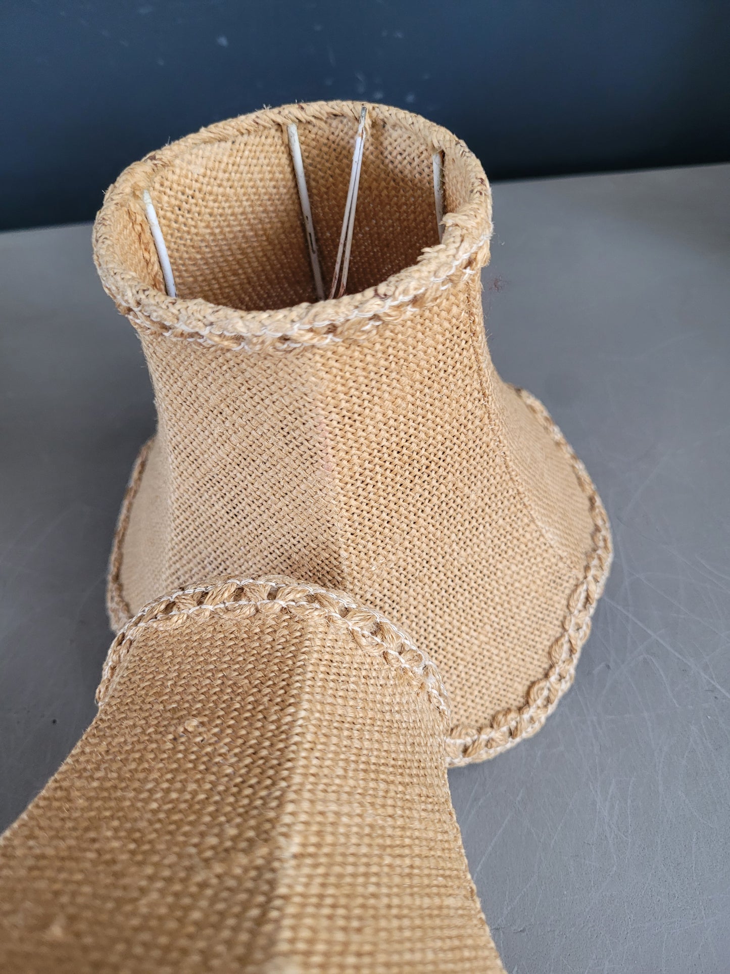 Paire d'abat-jour vintages en toile de jute - Ref 448