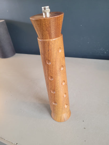 Moulin à poivre vintage en teck Haenlein Winterthur - Ref 663