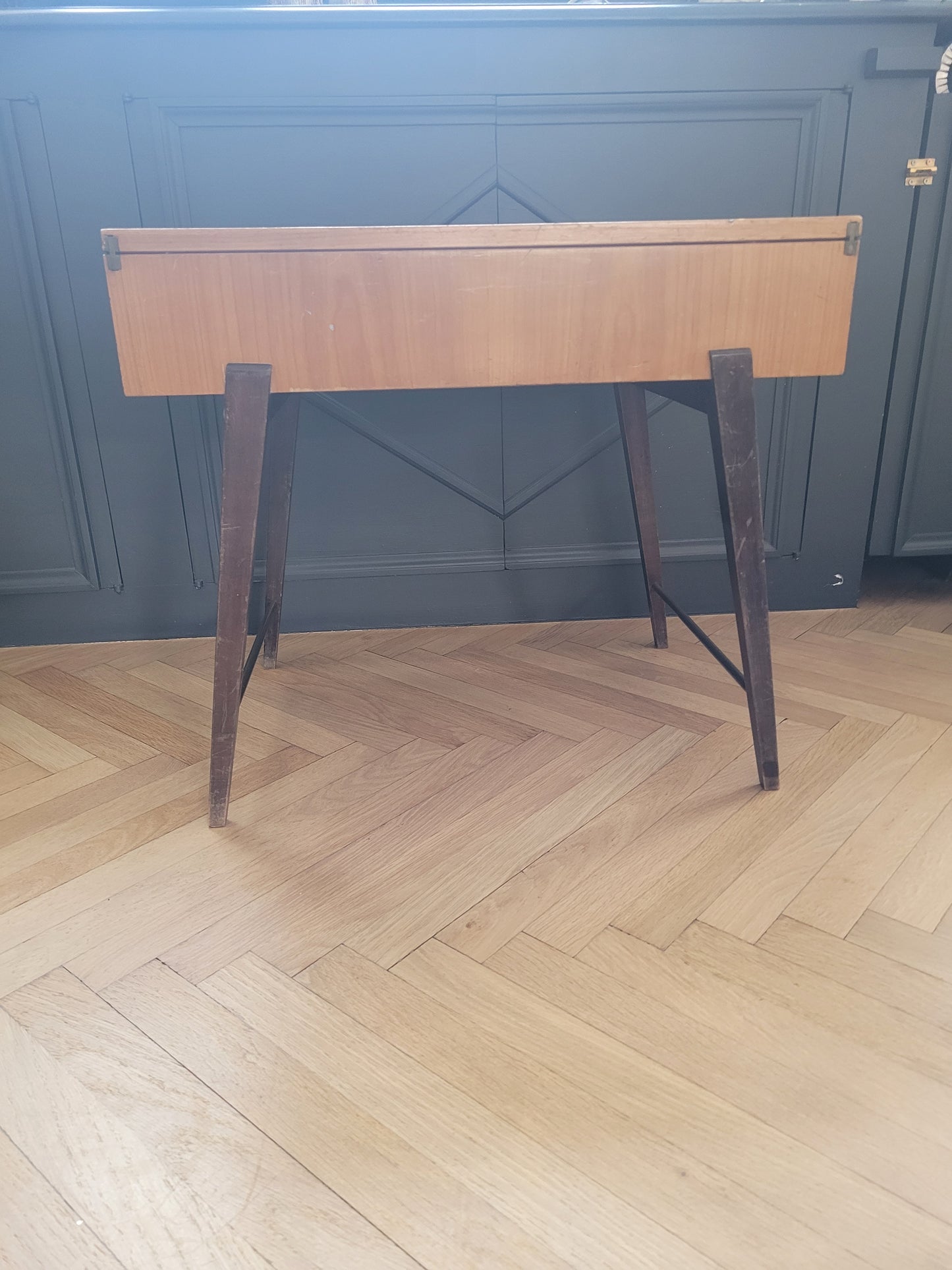 Travailleuse vintage / bout de canapé - Ref 671