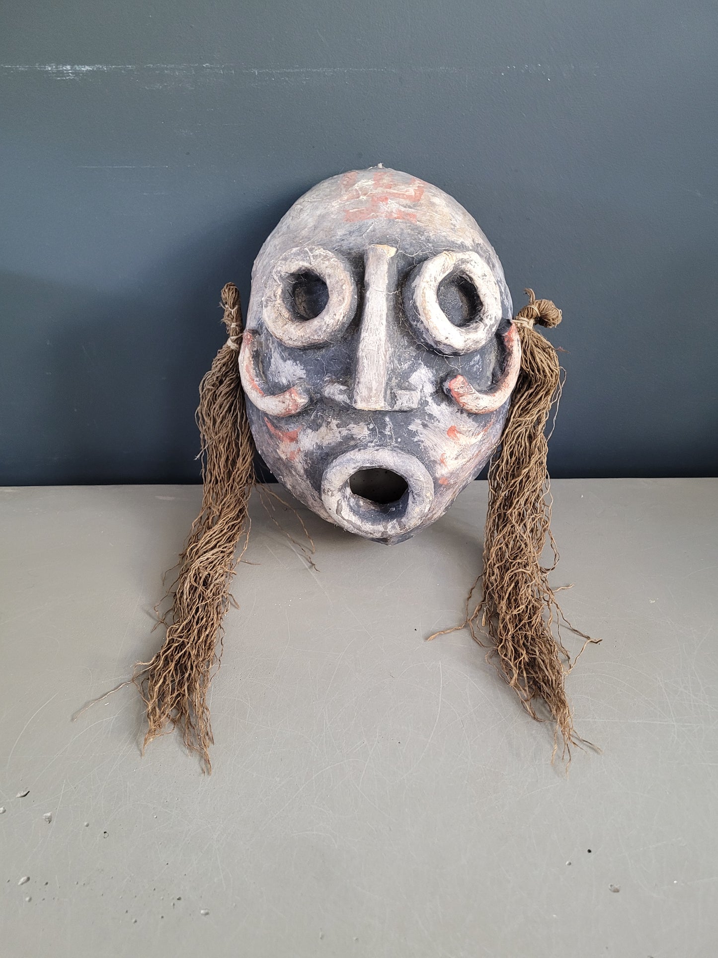 Masque tribal en papier maché- Ref 565