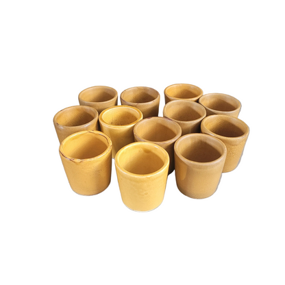 Lot de 12 gobelets en céramique moutarde - Ref 966
