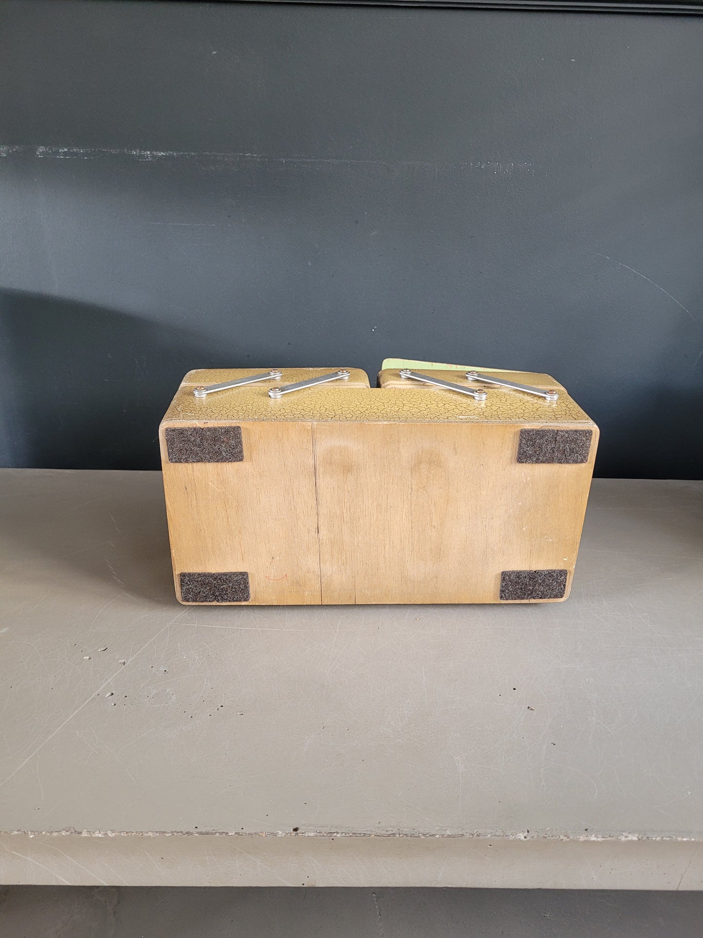 Travailleuse en bois vintage - Boîte à couture- Ref 814