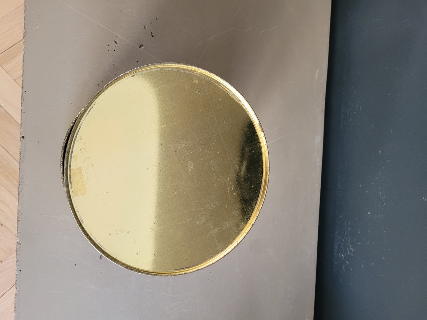 Boîte à biscuits en fer blanc - Ref 818