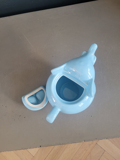 Théière Eléphant vintage en porcelaine bleu ciel - Ref 659