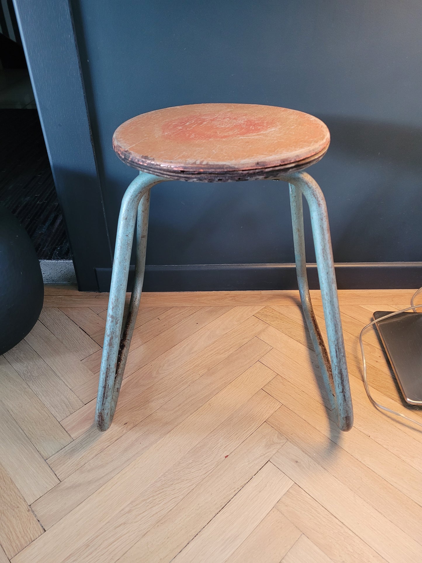 Tabouret d'atelier vintage - Ref 491