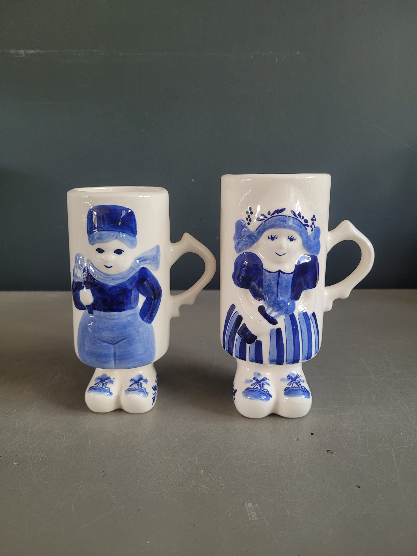 Paire de chopes Delft Blaw peintes à la main - Ref 673