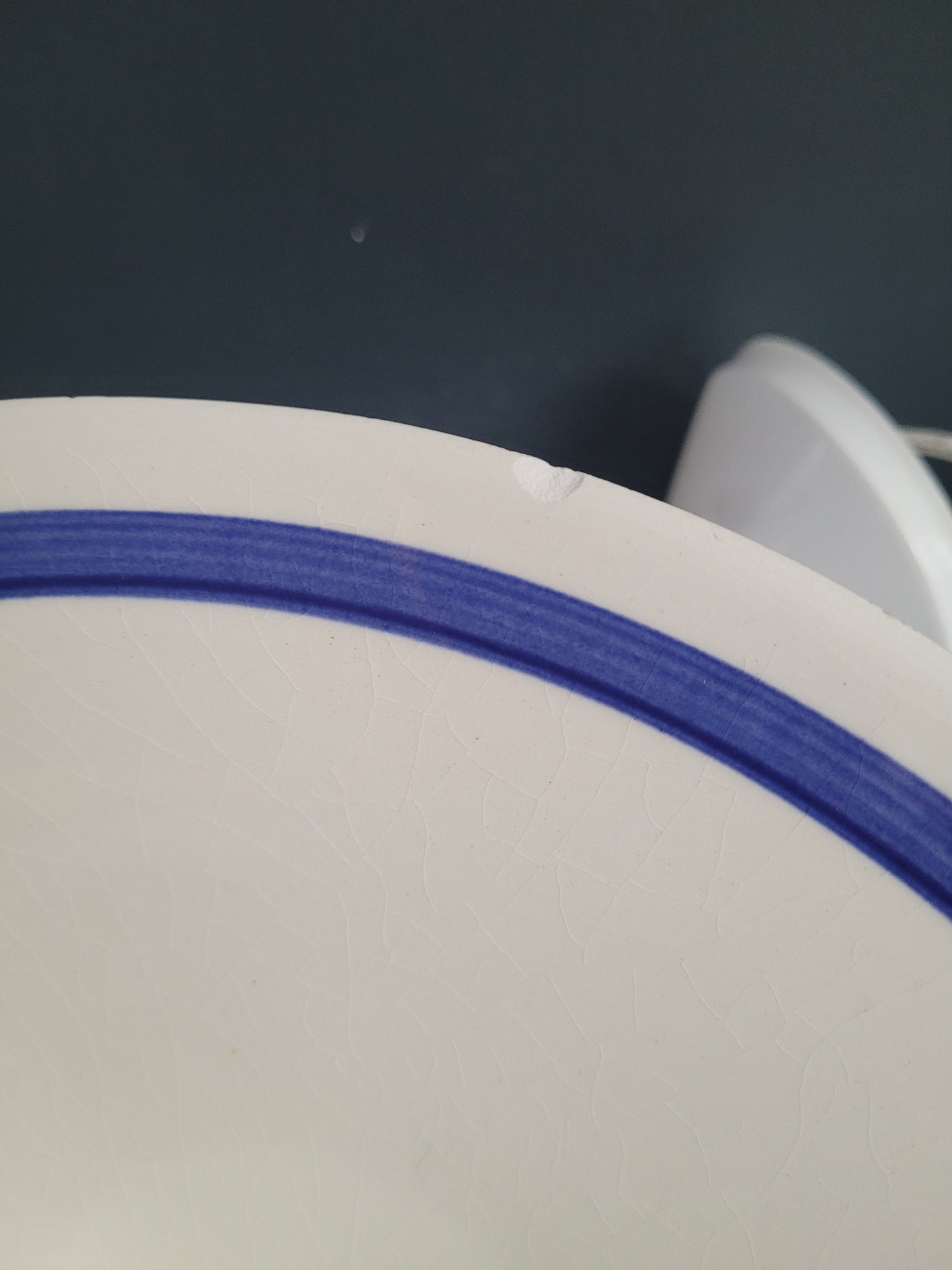 Suspension en céramique motif rayé bleu et blanc - Ref 970