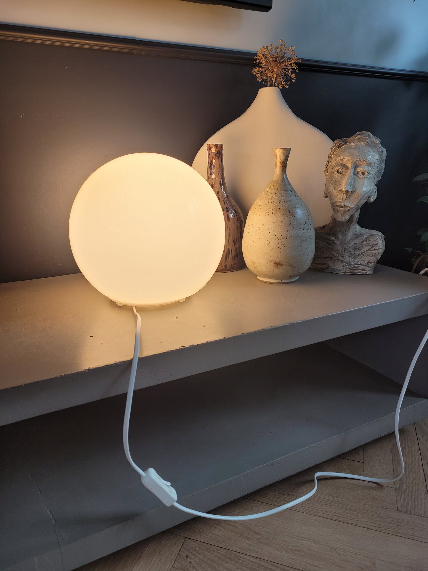 Lampe à poser globe verre opaline Ikea - Ref 364