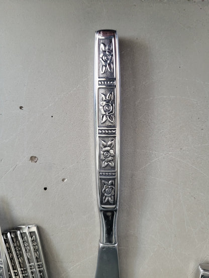 Set de couverts en Inox - Vista Stainless USA - Motifs roses - Ref 1009