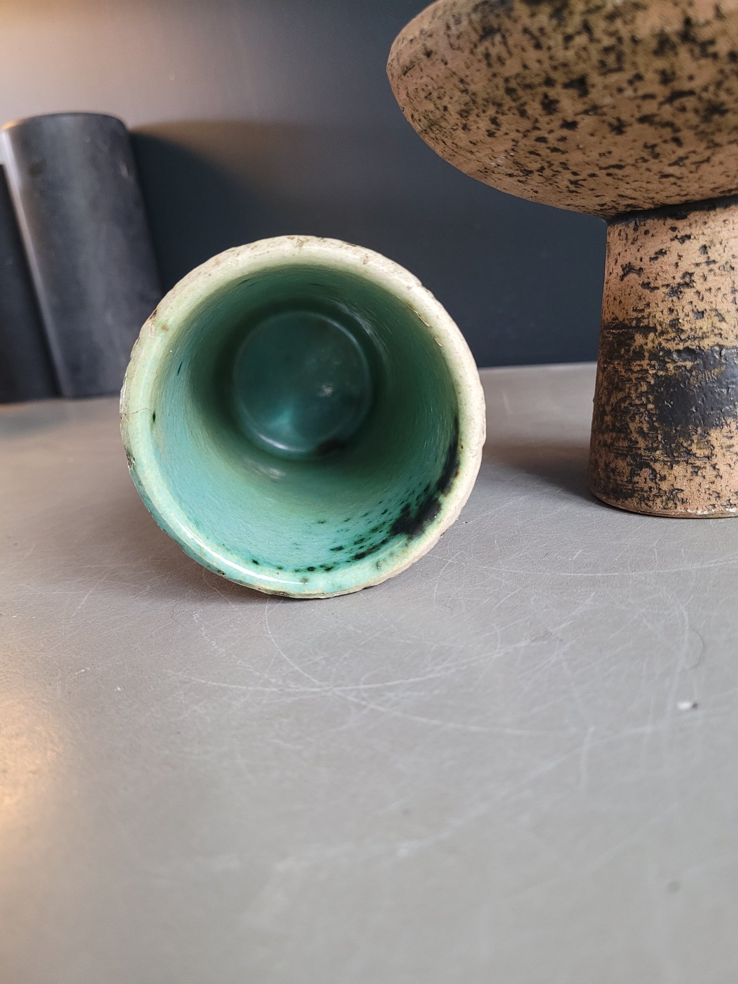 Ensemble vase + bougeoir en céramique brutaliste - Ref 894