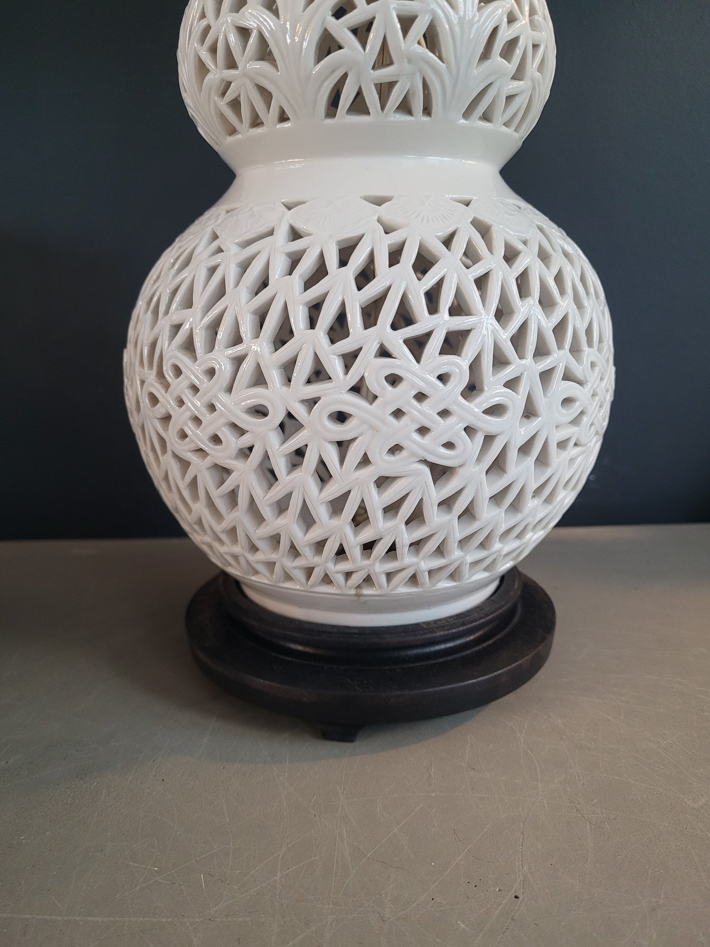 Pied de lampe en céramique ajourée - Ref 980