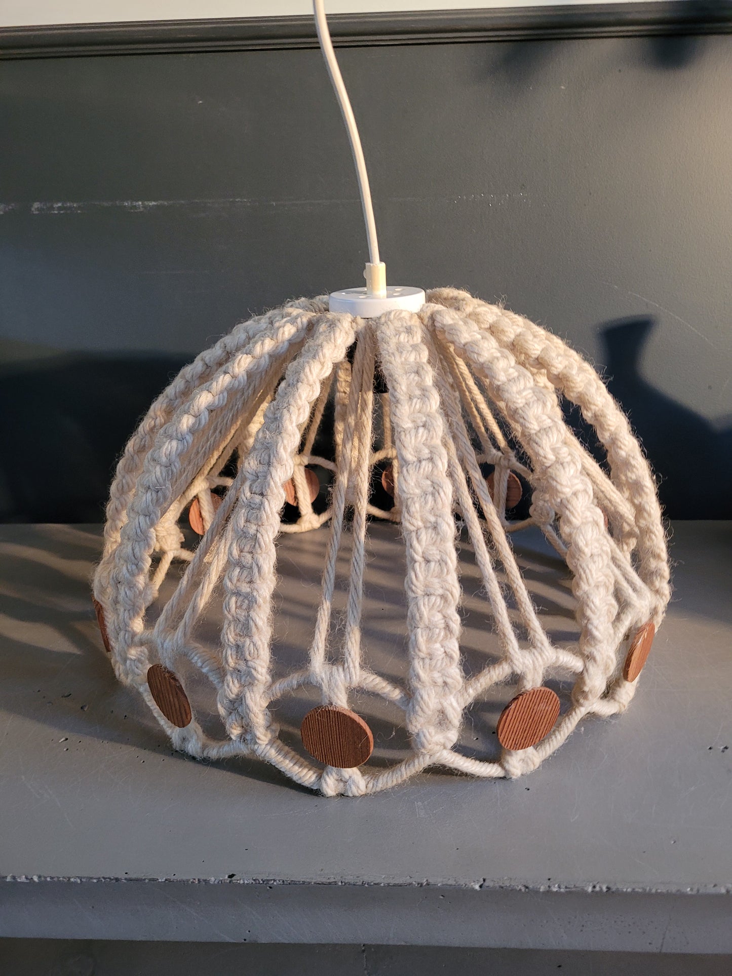 Suspension vintage en macramé et bois - Ref 736