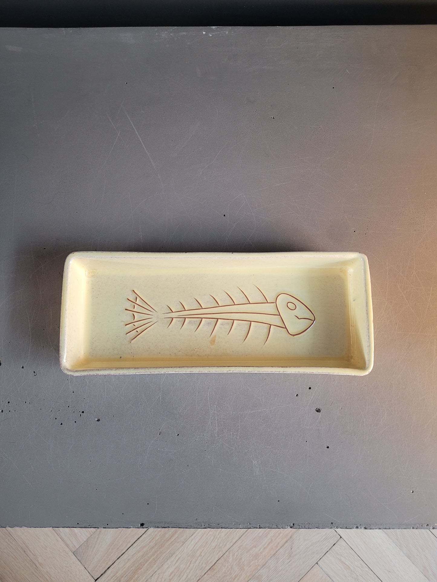 Ravier poisson en céramique jaune - Ref 786