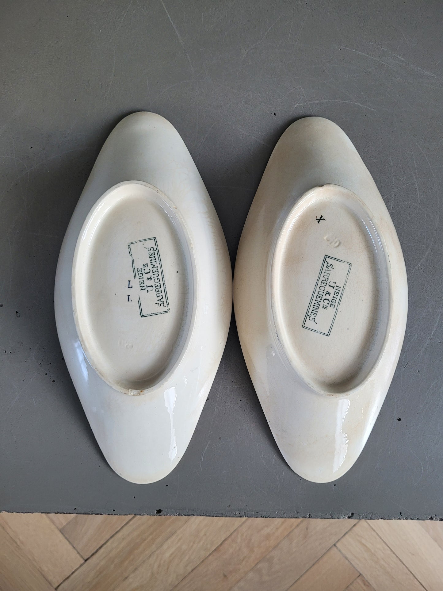 Paire de raviers terre de fer Sarreguemines modèle Neige - Ref 847