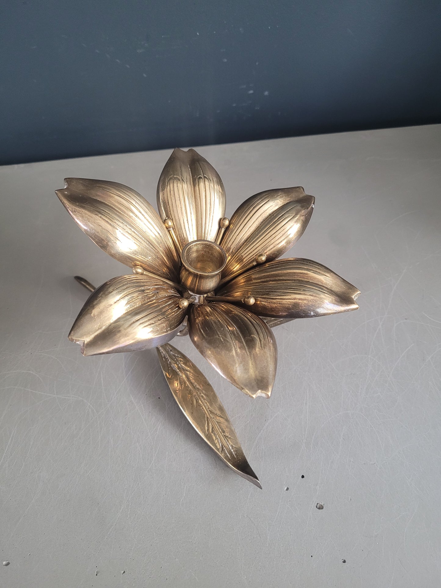 Cendrier-bougeoir fleur en laiton massif - Ref 334