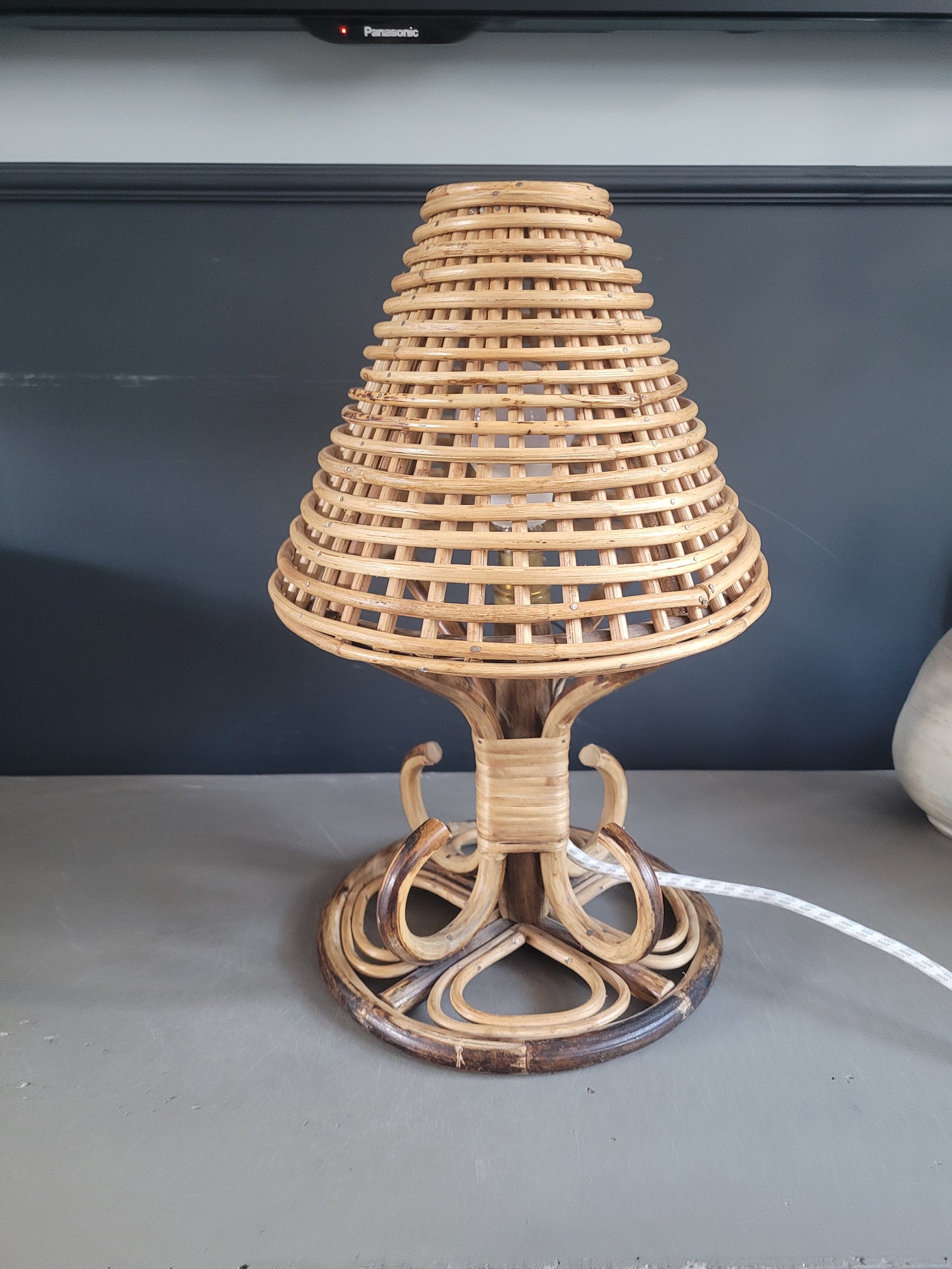 Lampe à poser vintage en bambou et rotin - Ref 780