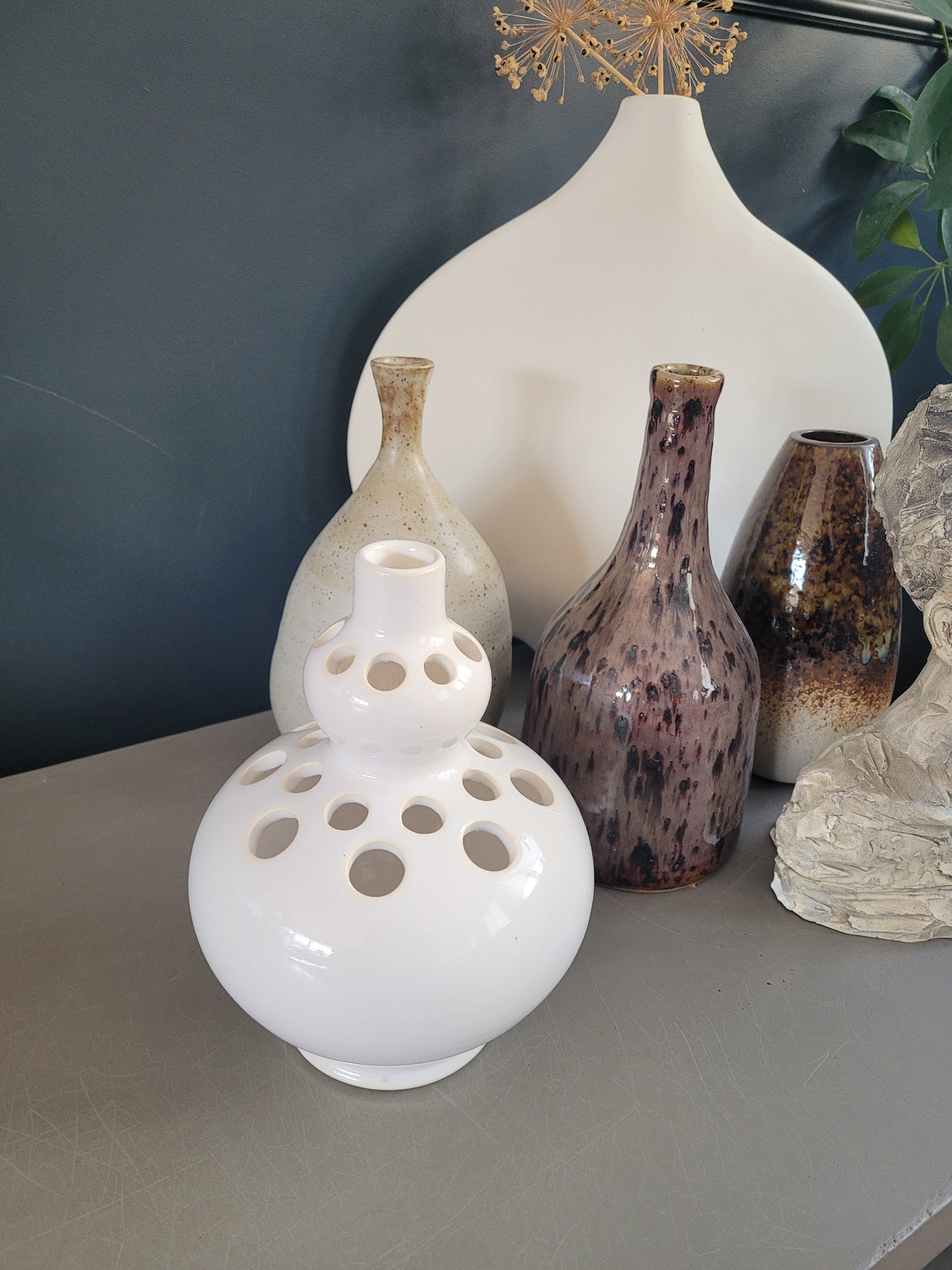 Pique-fleurs en céramique 24 trous - Ref 764