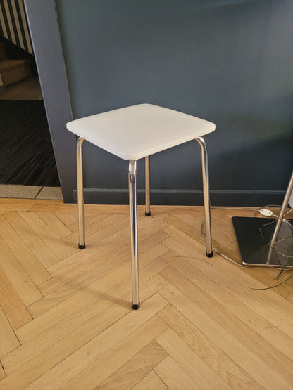 Tabouret vintage en Skaï et chrome - Ref 599