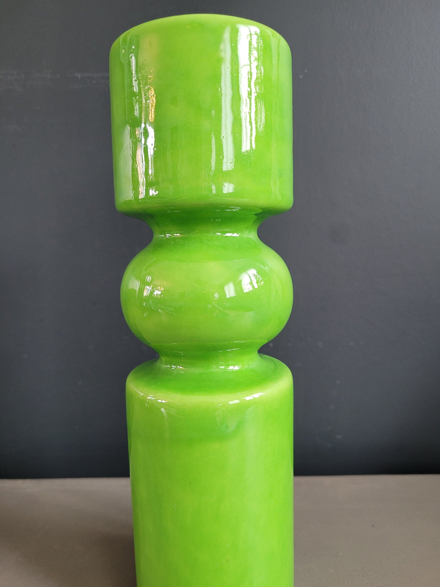 Vase vintage vert pomme en céramique