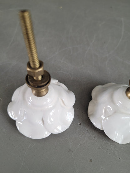Paire de boutons de meubles en porcelaine- Ref 531