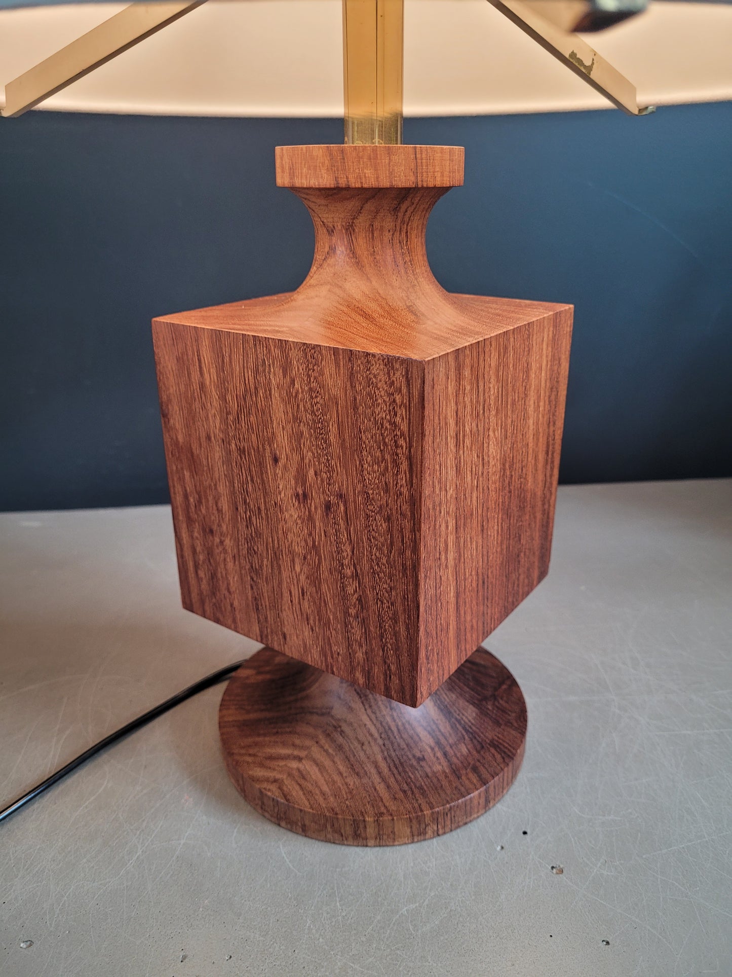 Lampe à poser en teck - Ref 618