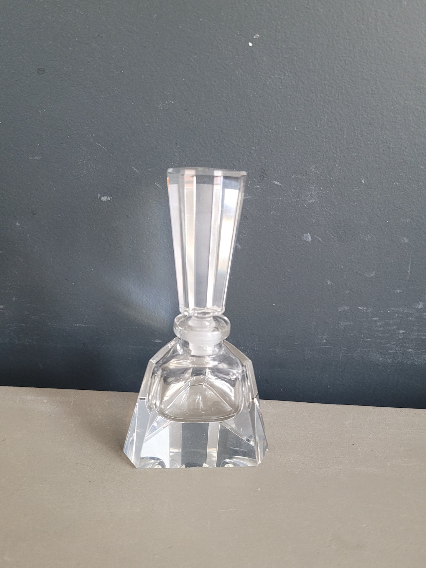 Flacon de parfum en cristal - Ref 899