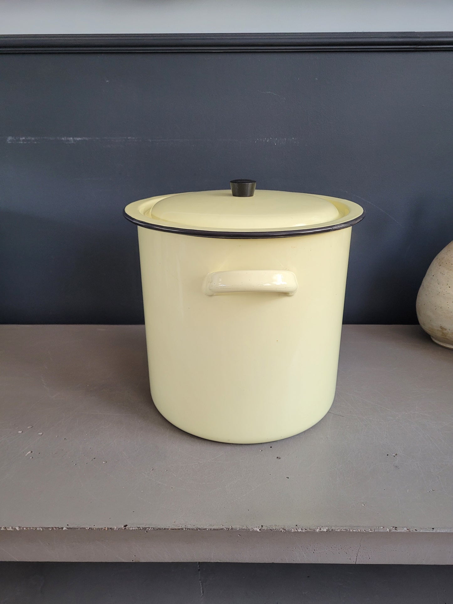 Faitout en tôle émaillée jaune - Ref 1013