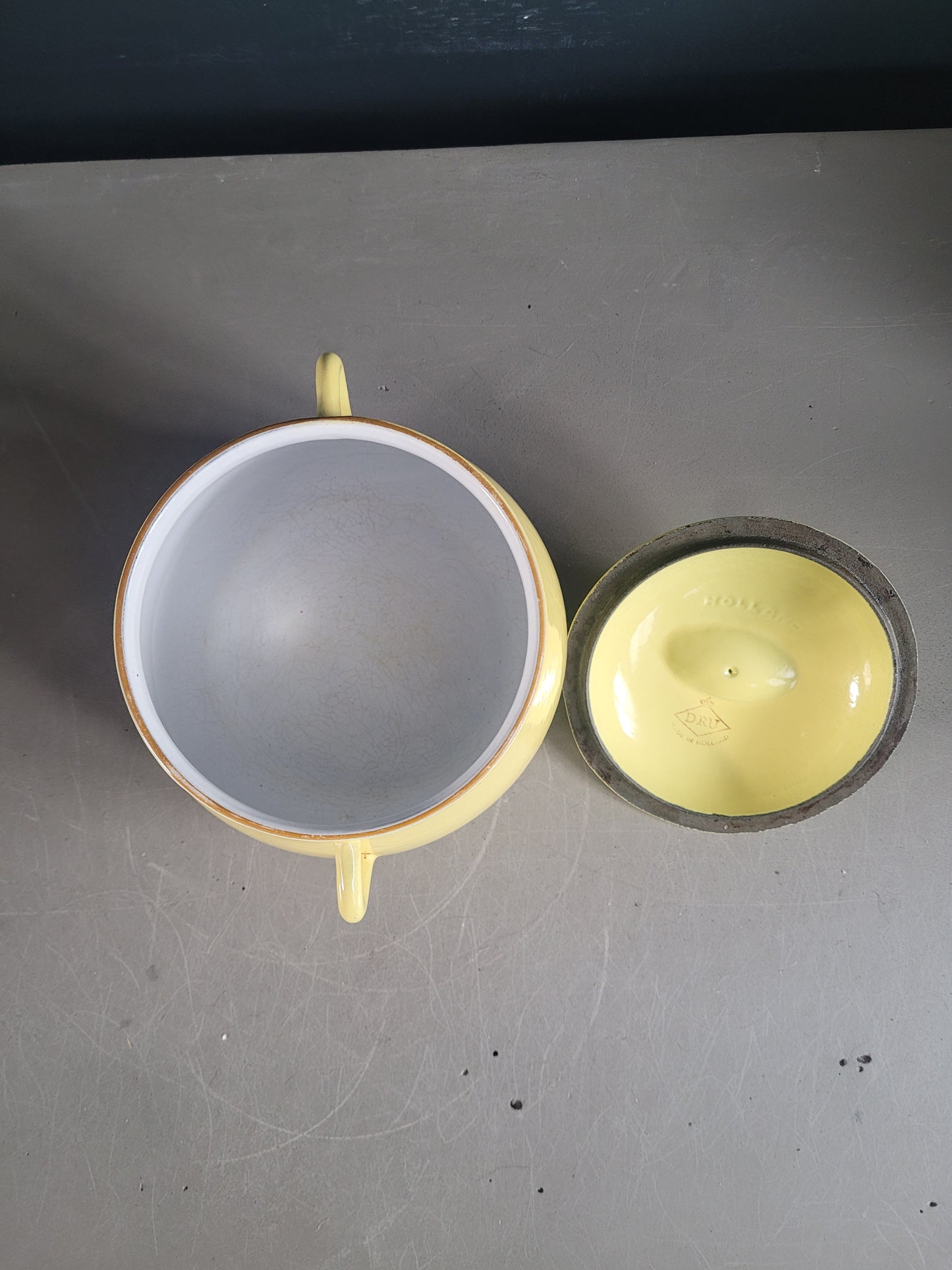 Marmite en fonte émaillée jaune DRU Holland - Ref 842