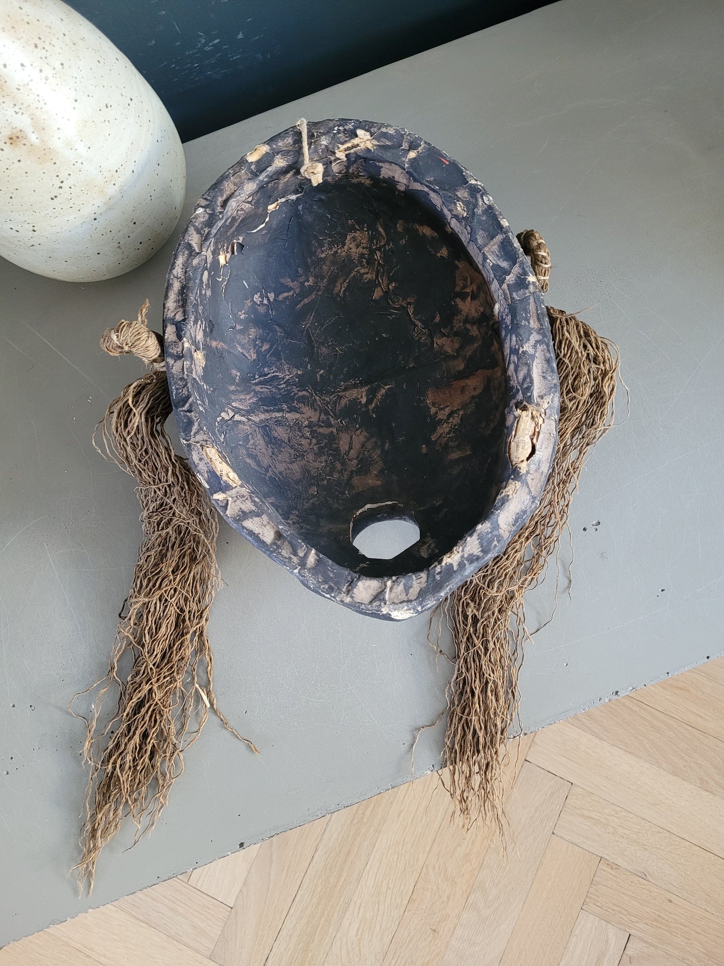 Masque tribal en papier maché- Ref 565