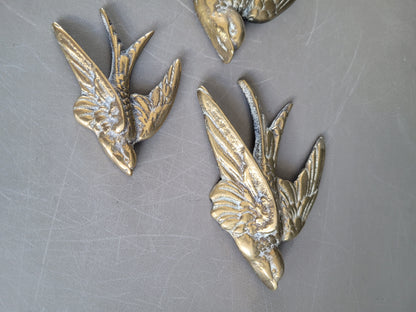 Envolée d'hirondelles anciennes en laiton massif - Ref 850