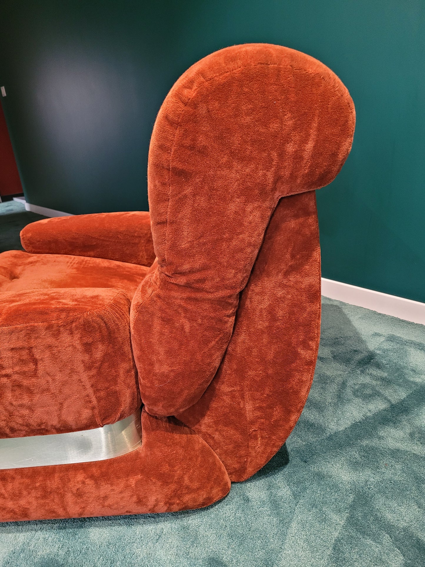 Fauteuil vintage en velours orange - Ref 760