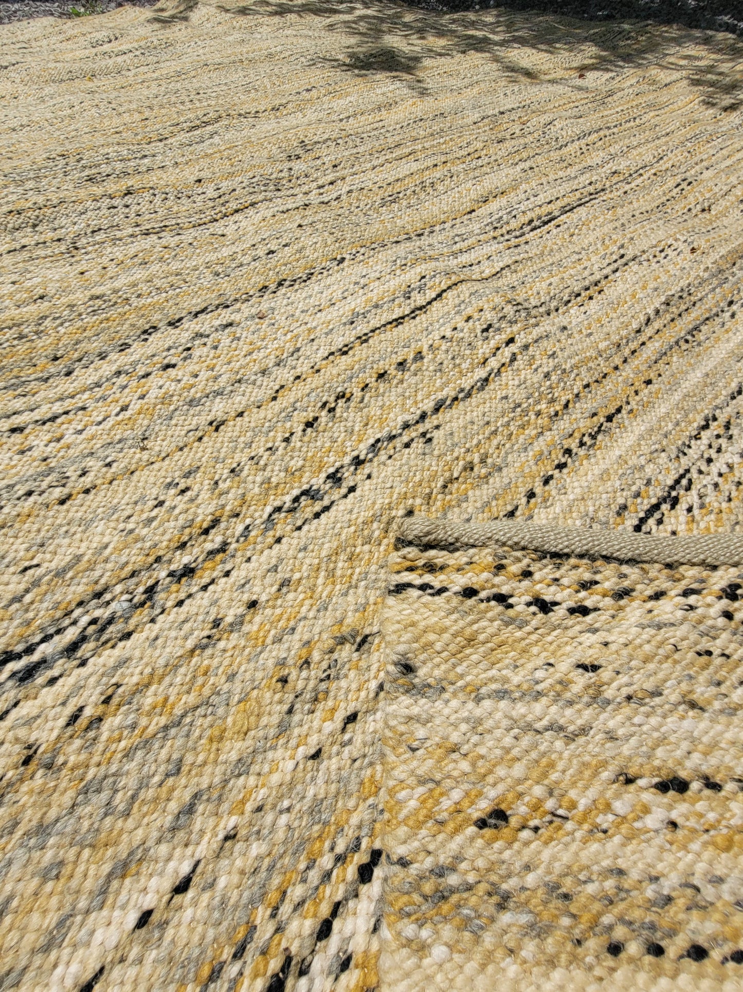 Tapis en laine tissé vintage - Ref 1048
