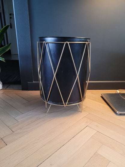 Corbeille à papier en tôle laquée et laiton - Ref 772