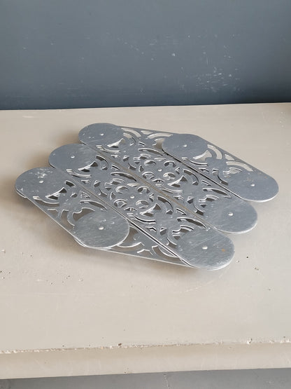 Grand dessous de plat articulé en inox - Ref 404