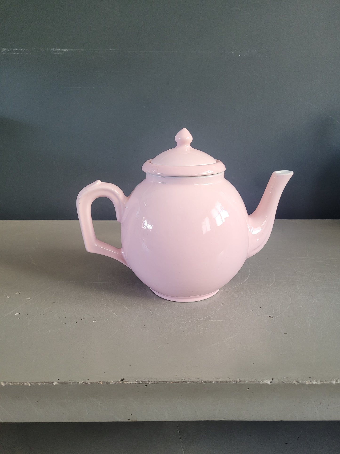 Théière ancienne rose en porcelaine avec filtre - 1,5L - Ref 886