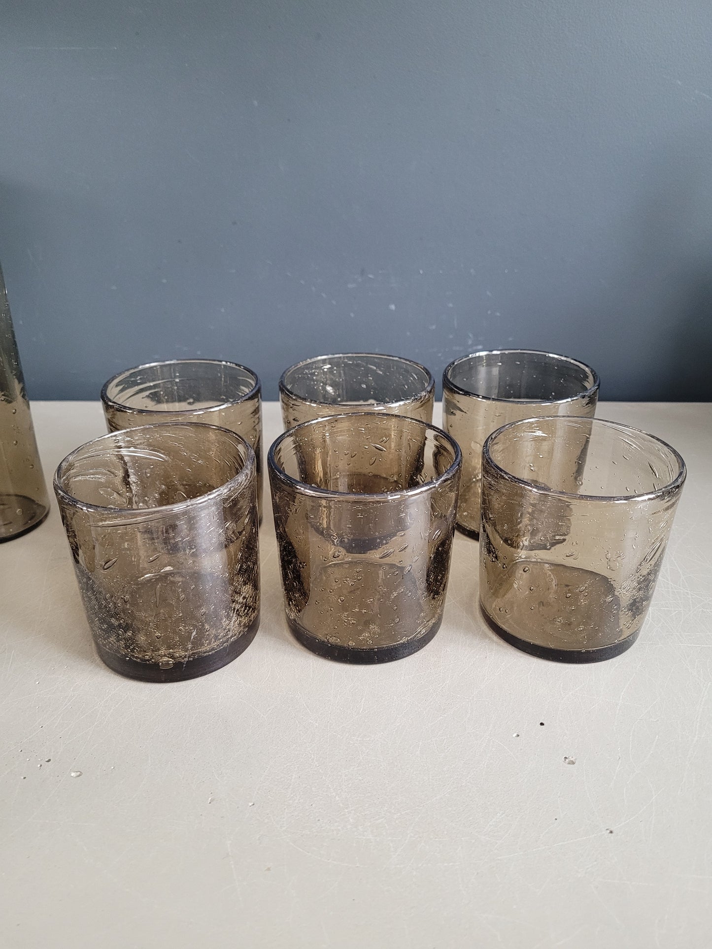 Serie de 10 verres en verre bullé fumé - Ref 499