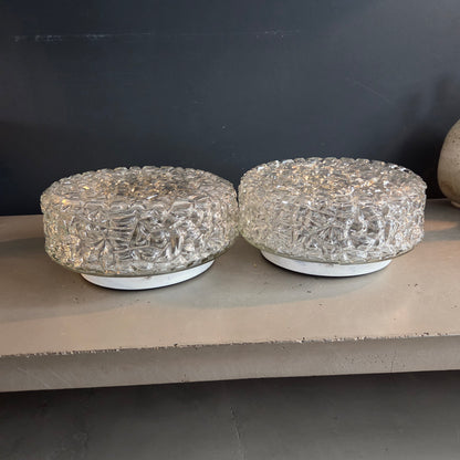 Paire de plafonniers ou appliques en verre moulé - Ref 1434
