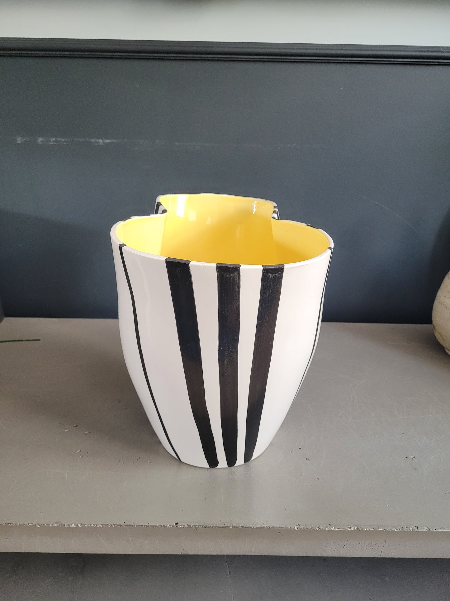 Grand vase à rayures Revernay, 1950 - Ref 437