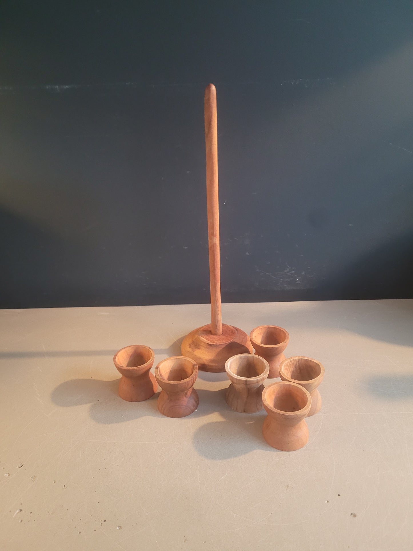 6 coquetiers en bois avec support - Ref 1035