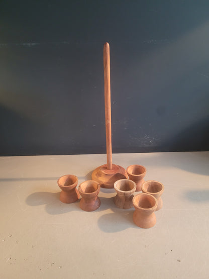 6 coquetiers en bois avec support - Ref 1035