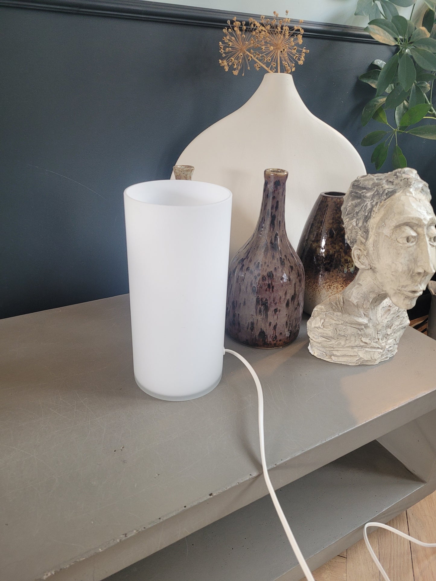 Lampe à poser contemporaine en verre dépoli blanc - Ref 750