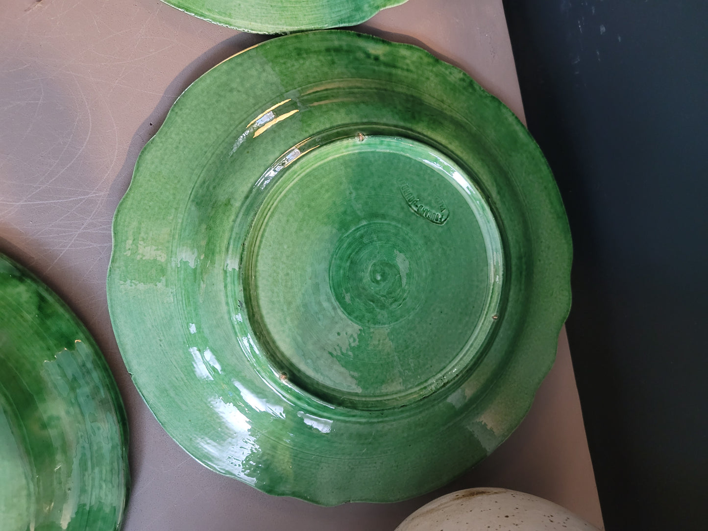 Serie d'assiettes Vallauris vertes - Ref 478