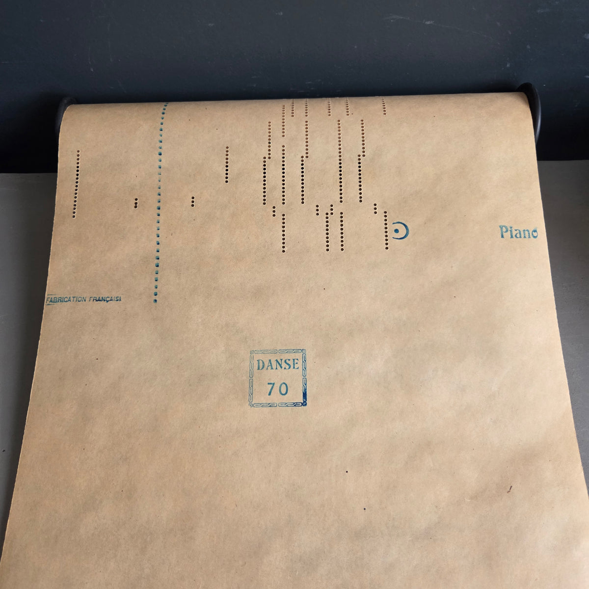 Rouleau perforé pour piano mécanique – Francis Salabert – années 1920 - Ref 1426