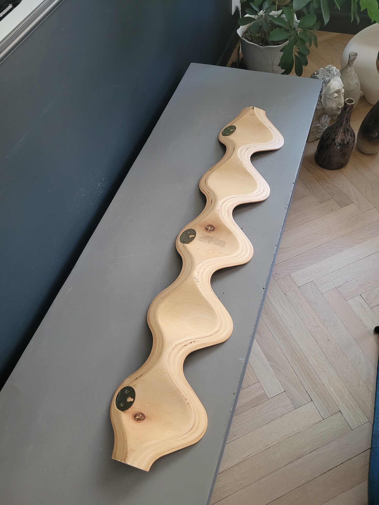 Porte-manteaux Ona de Carlos Riart et Montse Padros pour Mobles 114 - Ref 560