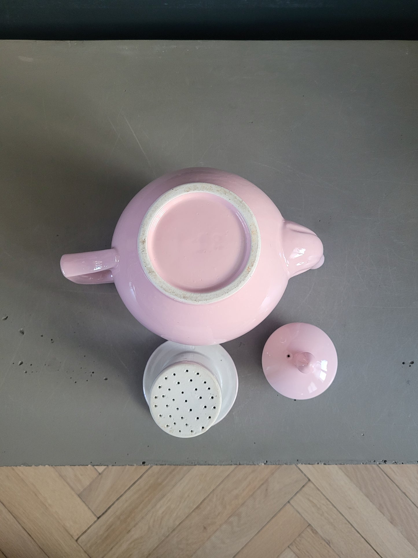 Théière ancienne rose en porcelaine avec filtre - 1,5L - Ref 886