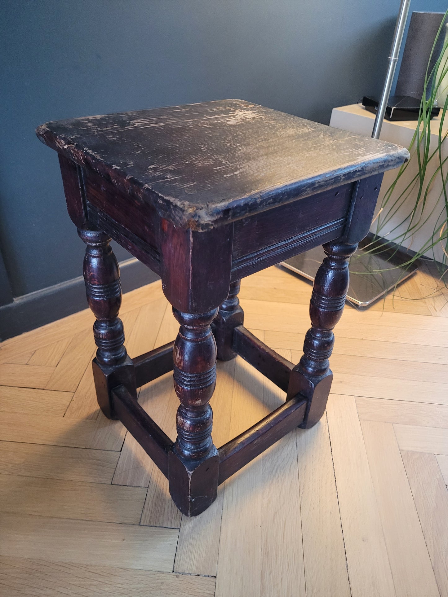 Tabouret ancien en bois pieds tournés- Ref 804